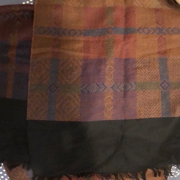 Neiman Marcus High quality jacquard wool stole, shawl in unique pattern - Picture 6 of 12